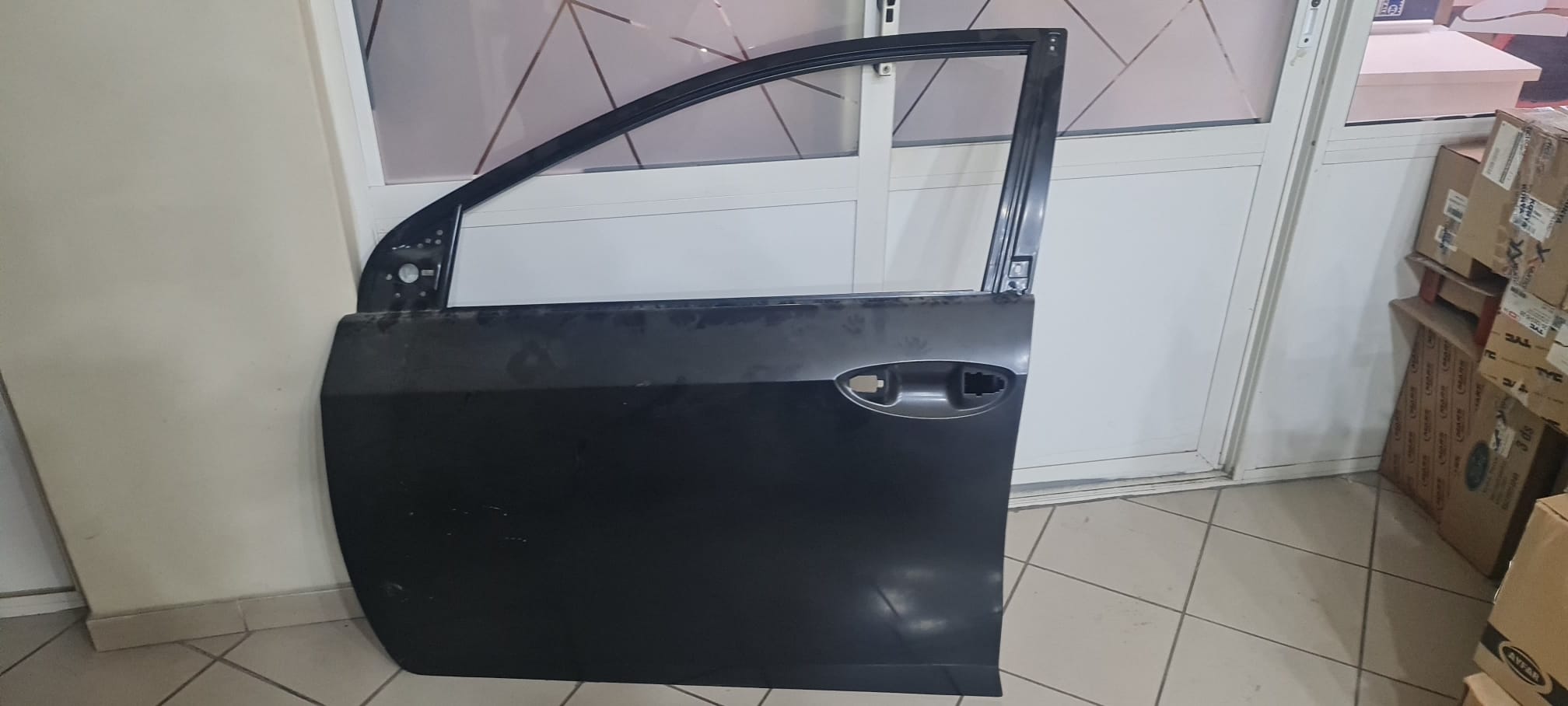 6700202490 TOYOTA COROLLA SOL ÖN KAPI 2013/2016