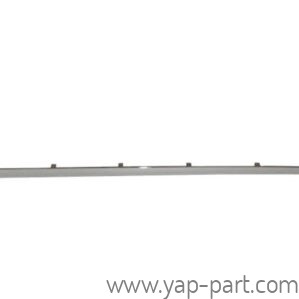 808209212R Clio 4 - IV Sağ Ön Kapı Çıtası Krom